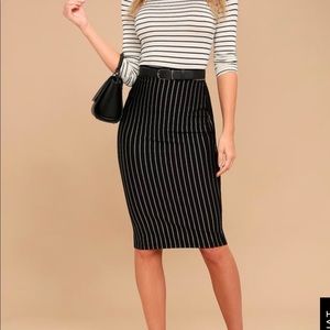 LINE UP BLACK PINSTRIPE PENCIL SKIRT